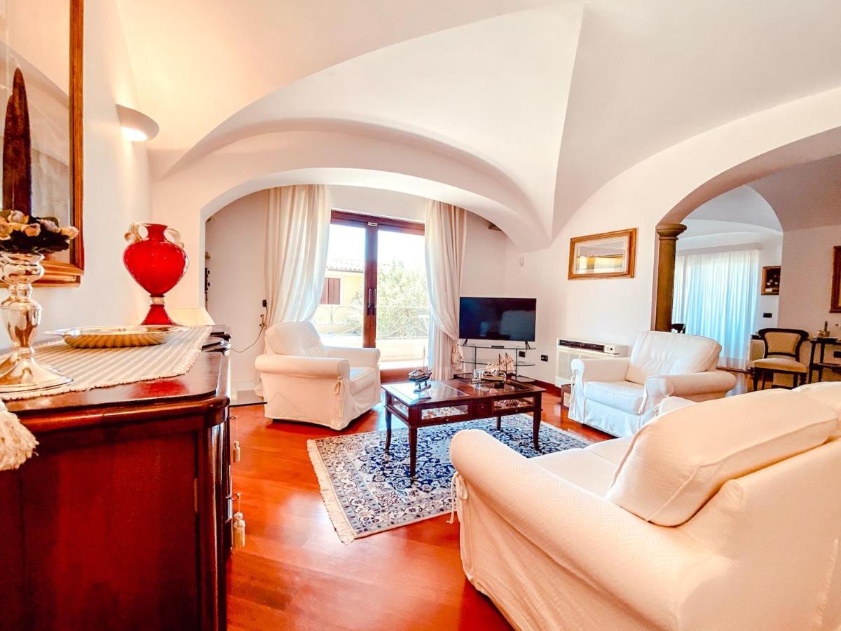 Casa Sterlizia Olbia Apartment Bagian luar foto